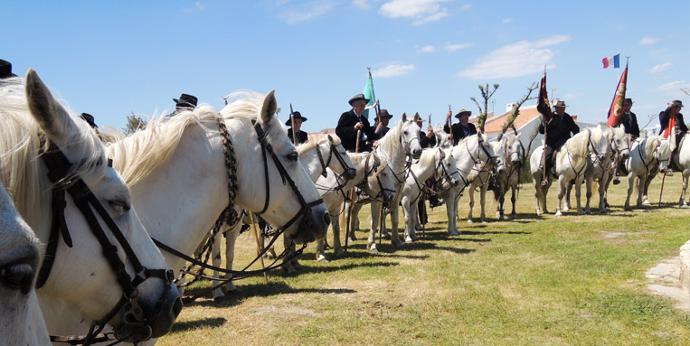 la nation gardiane à cheval